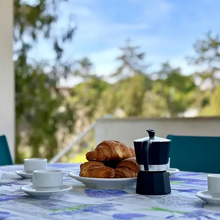 Giorgio 2 Mare E Pineta شقة *